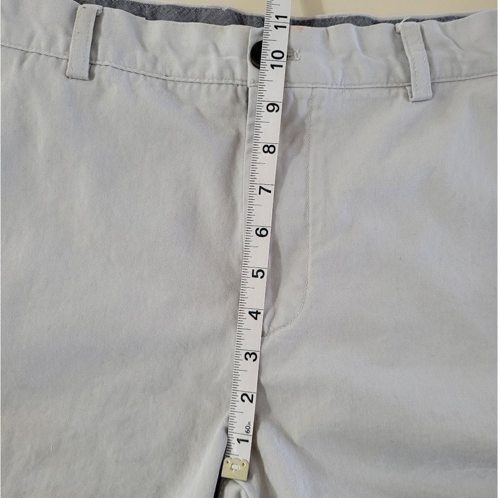 Amazon Essentials Men's Flat Front Shorts - Picture 9 of 13